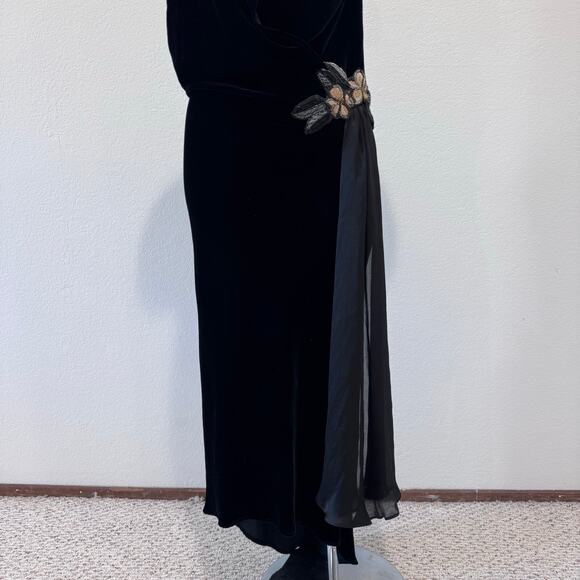 Tracy Reese Vintage Y2K Velvet Black Dress Floral Embellishment Sash Size 8 - Picture 3 of 8